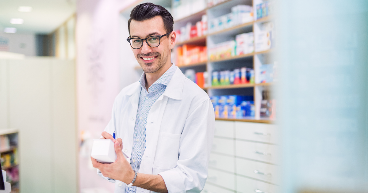 assistant technique en pharmacie ATP