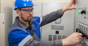 Électromécanicien et mécanicien industriel