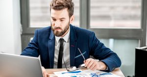 Vérificateur et comptable