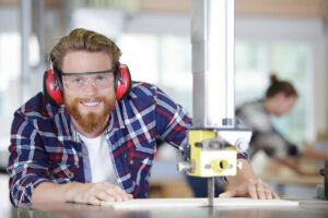 Charpentier-menuisier